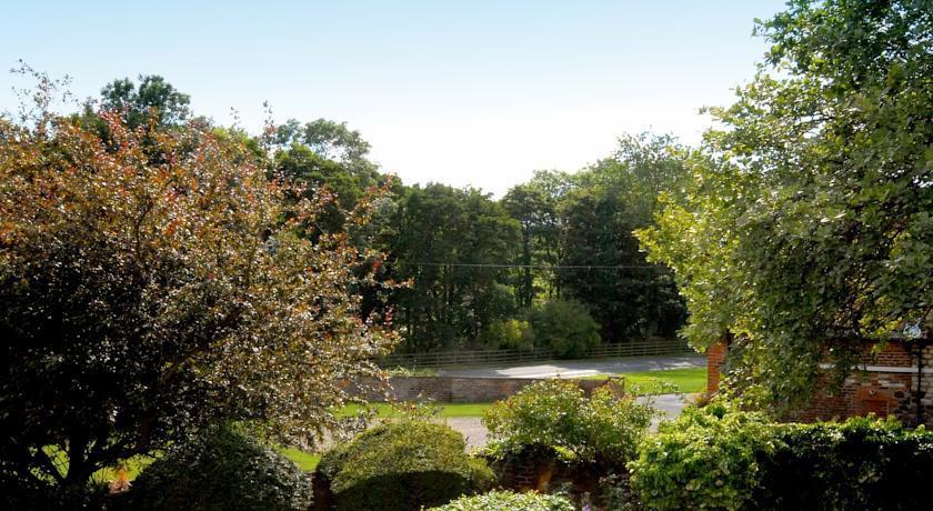 Marton Grange Country House Бридлінгтон Номер фото